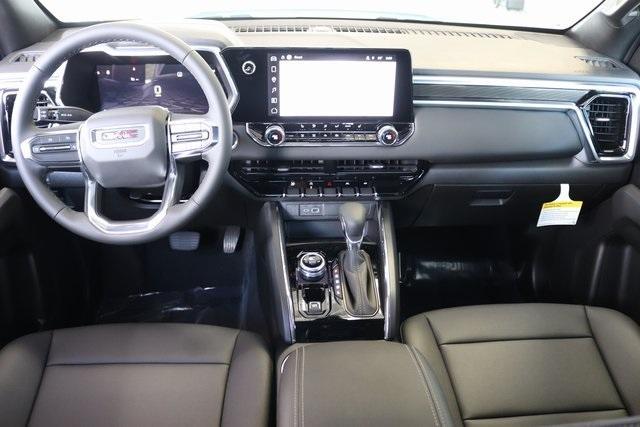 new 2025 GMC Canyon car, priced at $45,945