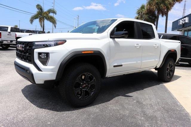 new 2025 GMC Canyon car, priced at $45,945