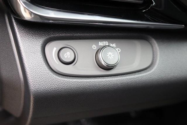 new 2025 Buick Envista car, priced at $29,995