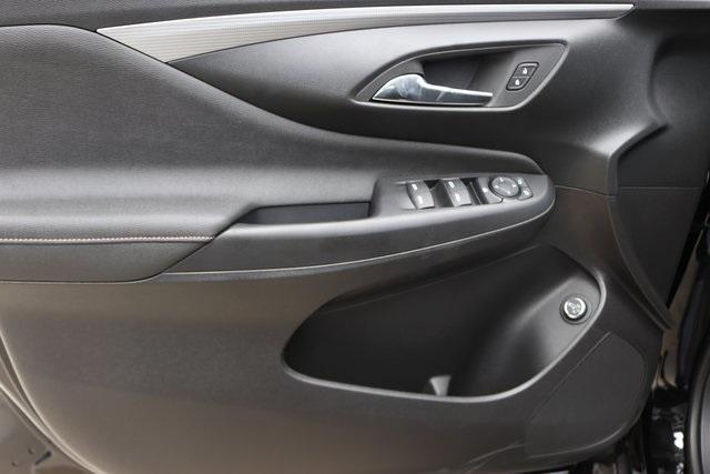 new 2025 Buick Envista car, priced at $29,995