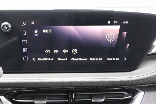 new 2025 Buick Envista car, priced at $29,995