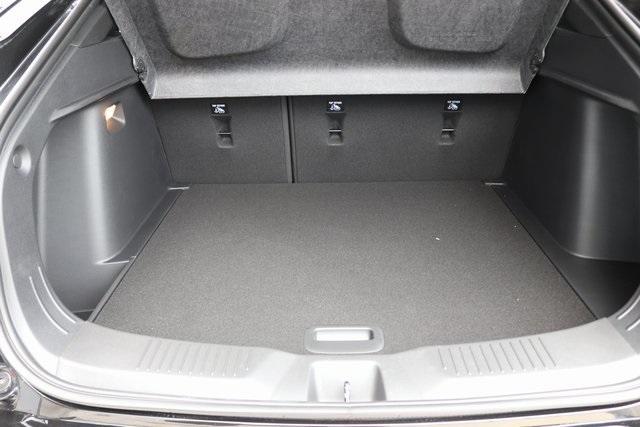 new 2025 Buick Envista car, priced at $29,995