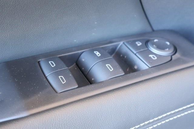 new 2025 GMC Terrain car, priced at $33,140