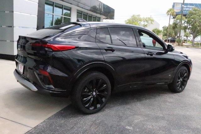 new 2025 Buick Envista car, priced at $29,770