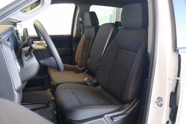 new 2025 GMC Sierra 1500 car, priced at $42,450