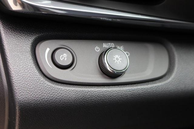 new 2025 Buick Envista car, priced at $27,280