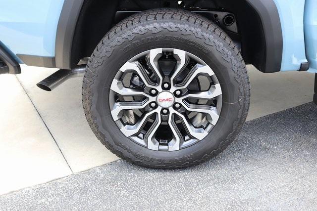 new 2025 GMC Canyon car, priced at $55,385