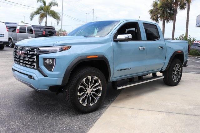 new 2025 GMC Canyon car, priced at $55,385
