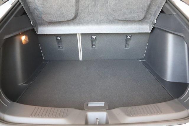 new 2025 Buick Envista car, priced at $32,085
