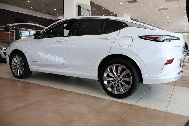 new 2025 Buick Envista car, priced at $32,085