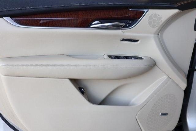 used 2017 Cadillac XT5 car, priced at $13,904