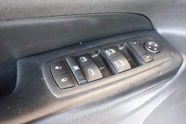 used 2015 Jeep Grand Cherokee car, priced at $13,452