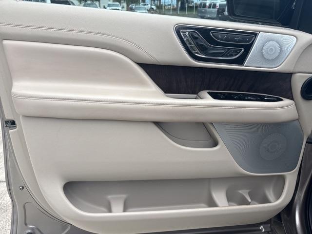 used 2020 Lincoln Navigator L car, priced at $45,500