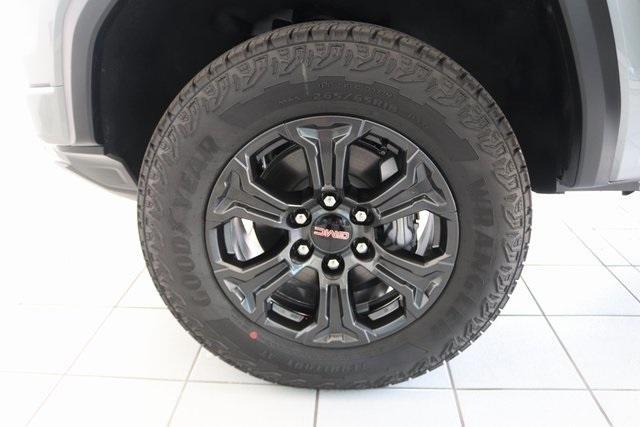 new 2025 GMC Canyon car, priced at $42,675