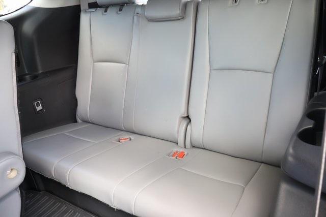 used 2021 Toyota Highlander car, priced at $29,500