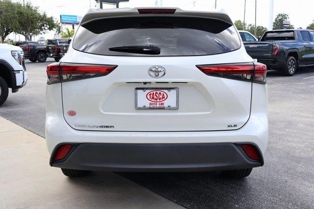 used 2021 Toyota Highlander car, priced at $29,500