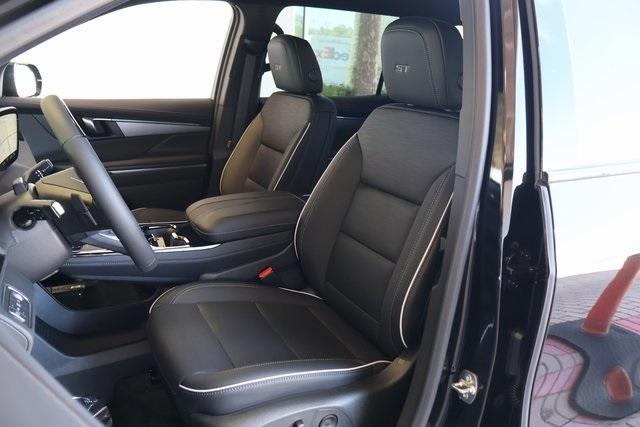 new 2025 Buick Enclave car, priced at $53,285