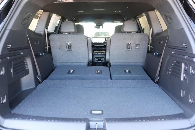new 2025 Buick Enclave car, priced at $53,285