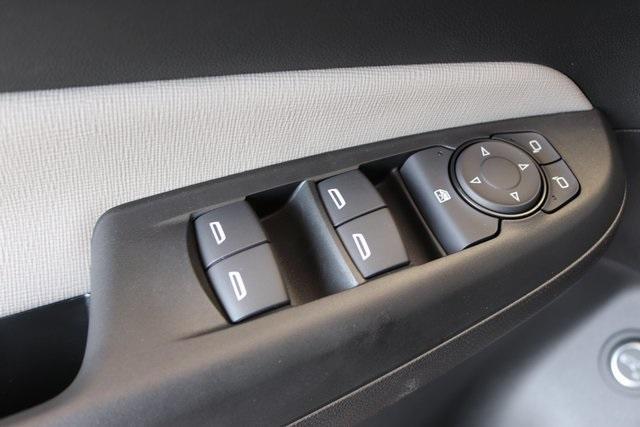 new 2025 Buick Envista car, priced at $31,585