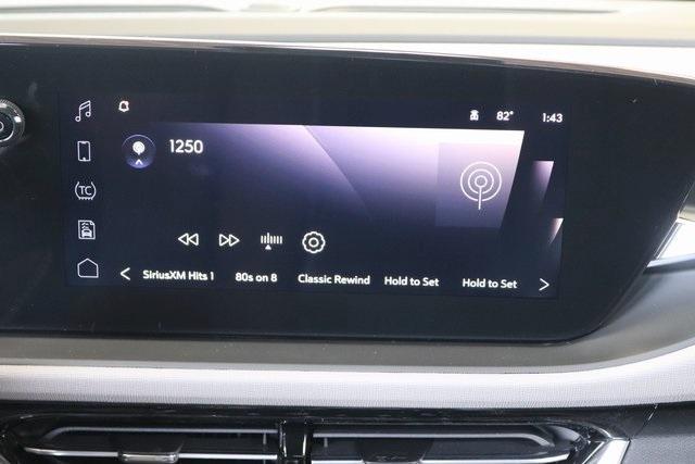 new 2025 Buick Envista car, priced at $31,585