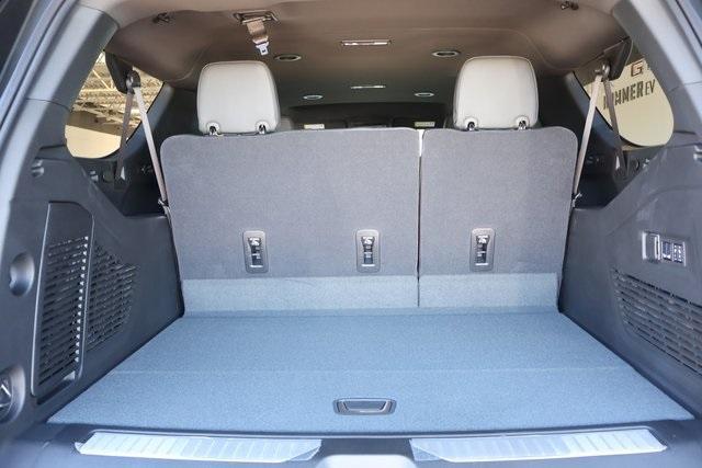 used 2025 GMC Yukon XL car, priced at $84,000