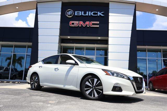 used 2020 Nissan Altima car, priced at $18,500