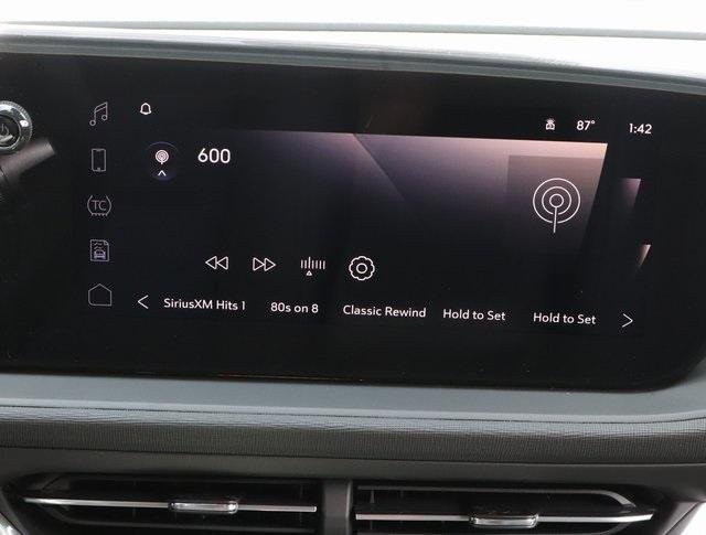 new 2025 Buick Envista car, priced at $27,775