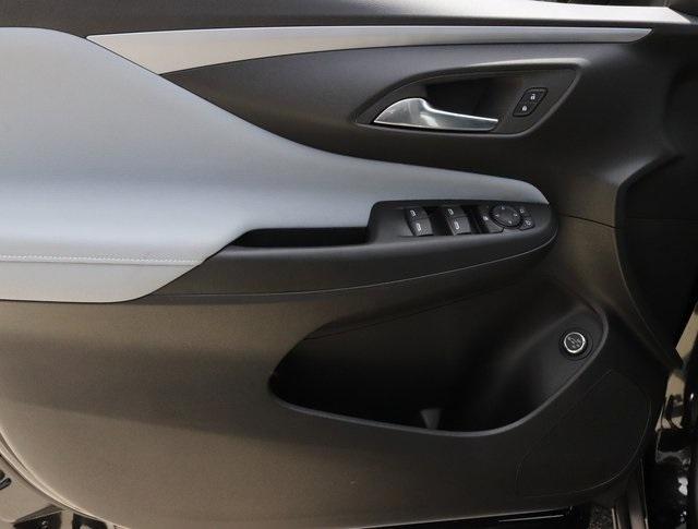 new 2025 Buick Envista car, priced at $26,480