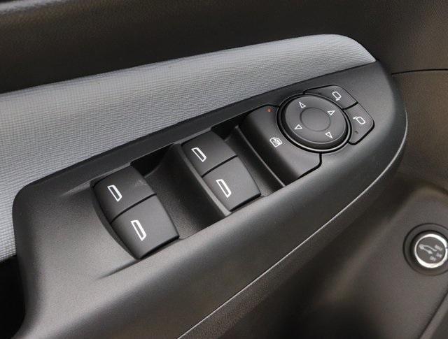 new 2025 Buick Envista car, priced at $26,480