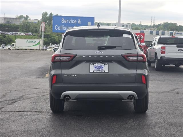 new 2025 Ford Escape car, priced at $25,442