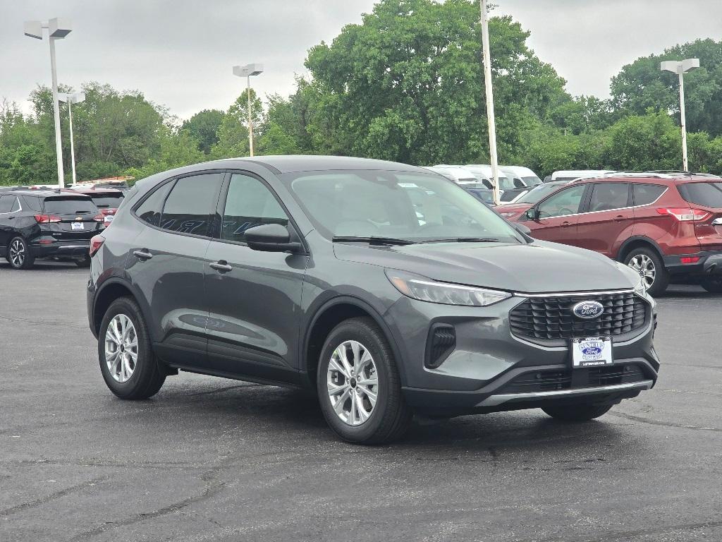 new 2025 Ford Escape car, priced at $30,653