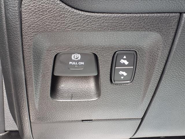used 2022 Ram 1500 car, priced at $36,324