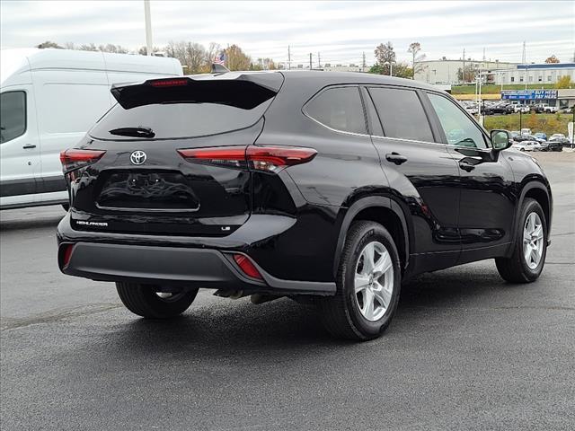 used 2024 Toyota Highlander car, priced at $33,205