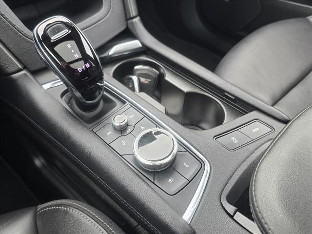 used 2023 Cadillac XT6 car, priced at $31,907