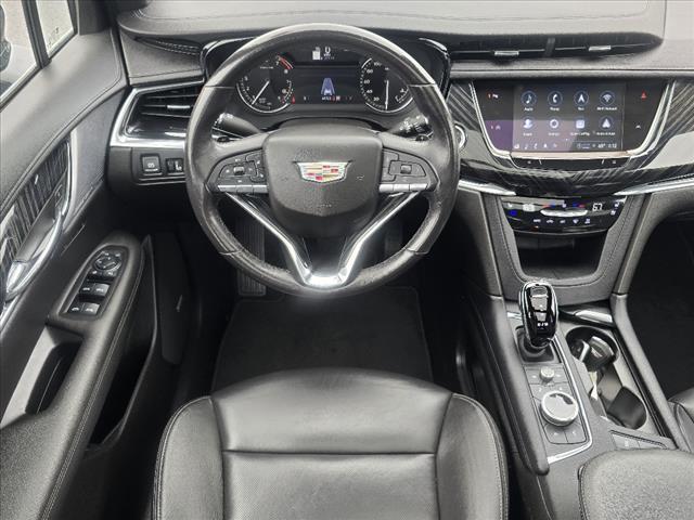 used 2023 Cadillac XT6 car, priced at $31,907