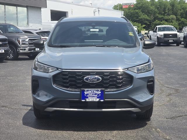new 2025 Ford Escape car, priced at $30,738