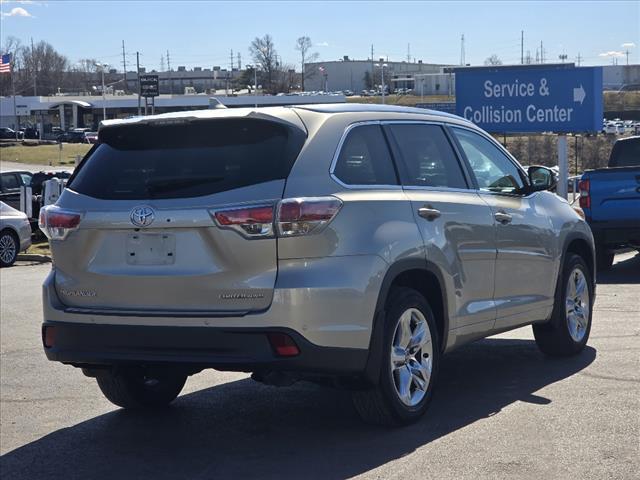 used 2016 Toyota Highlander car, priced at $18,410