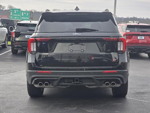 new 2025 Ford Explorer car, priced at $55,854