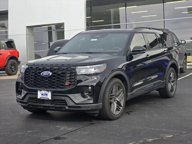 new 2025 Ford Explorer car, priced at $55,854