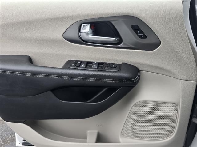 used 2023 Chrysler Pacifica car, priced at $21,684