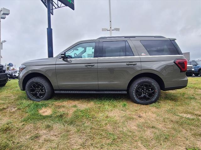 new 2024 Ford Expedition car, priced at $67,377