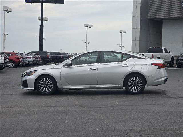 used 2023 Nissan Altima car, priced at $17,407