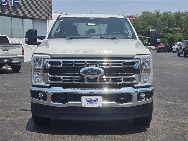 new 2025 Ford F-250 car, priced at $59,815