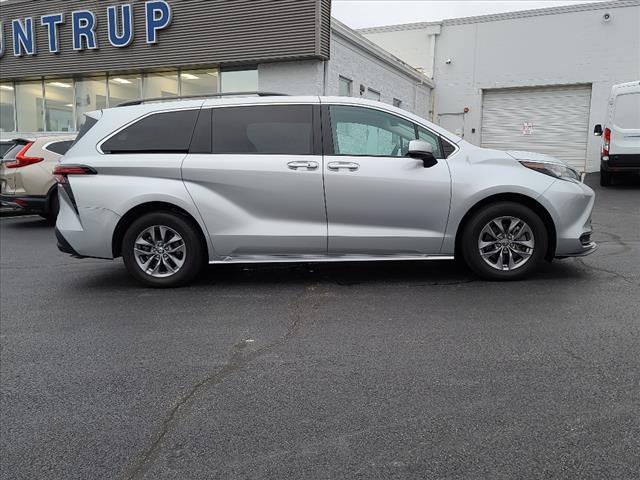 used 2022 Toyota Sienna car, priced at $37,777