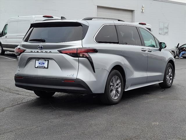 used 2022 Toyota Sienna car, priced at $37,777