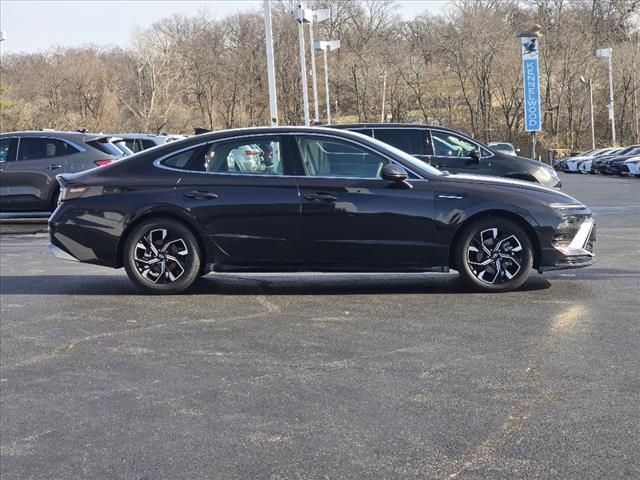 used 2024 Hyundai Sonata car, priced at $27,727