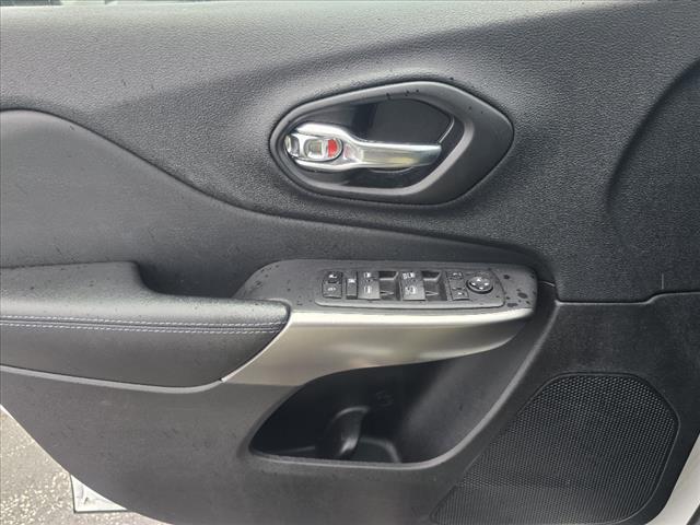used 2021 Jeep Cherokee car, priced at $20,250