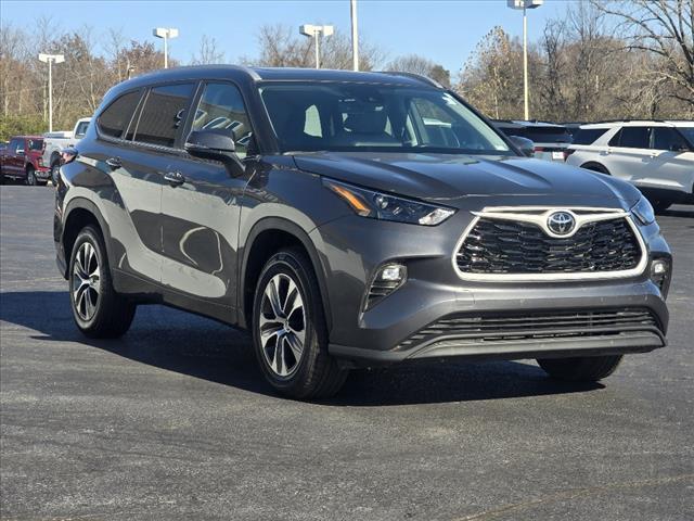 used 2024 Toyota Highlander car, priced at $38,970