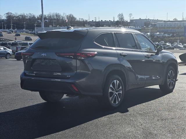 used 2024 Toyota Highlander car, priced at $38,970