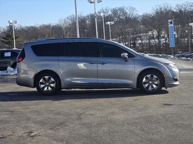 used 2018 Chrysler Pacifica Hybrid car, priced at $19,364